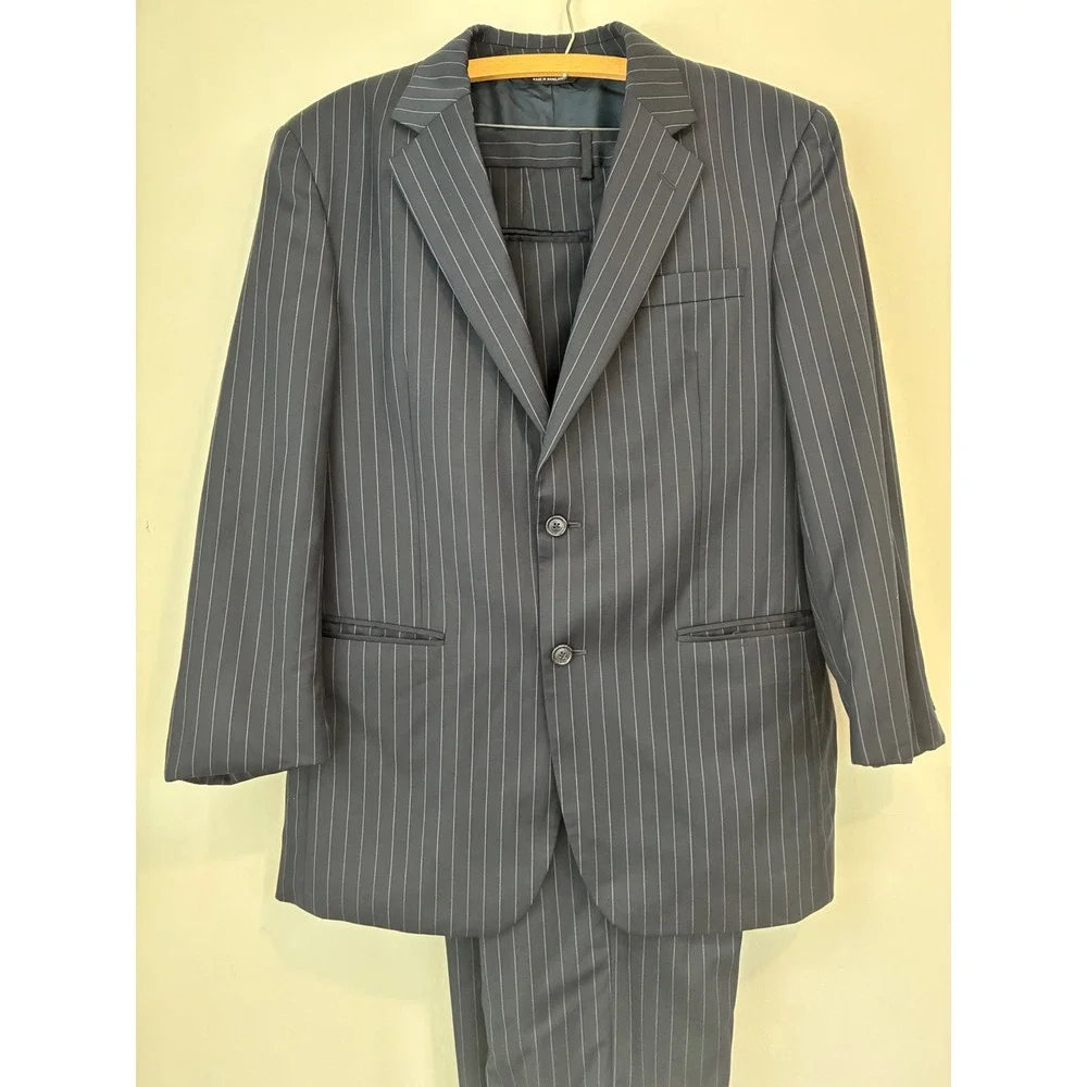 Jos A Bank Mens Gray Pinstripe Wool/ Cashmere‎ Blend Suit, 41R Jacket,35 R Pants